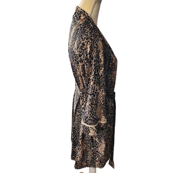 Linea Donatella Wrap Cheetah Animal Print Bathrobe Size S/M - Picture 3 of 6